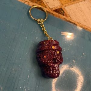 Resin skull keychain